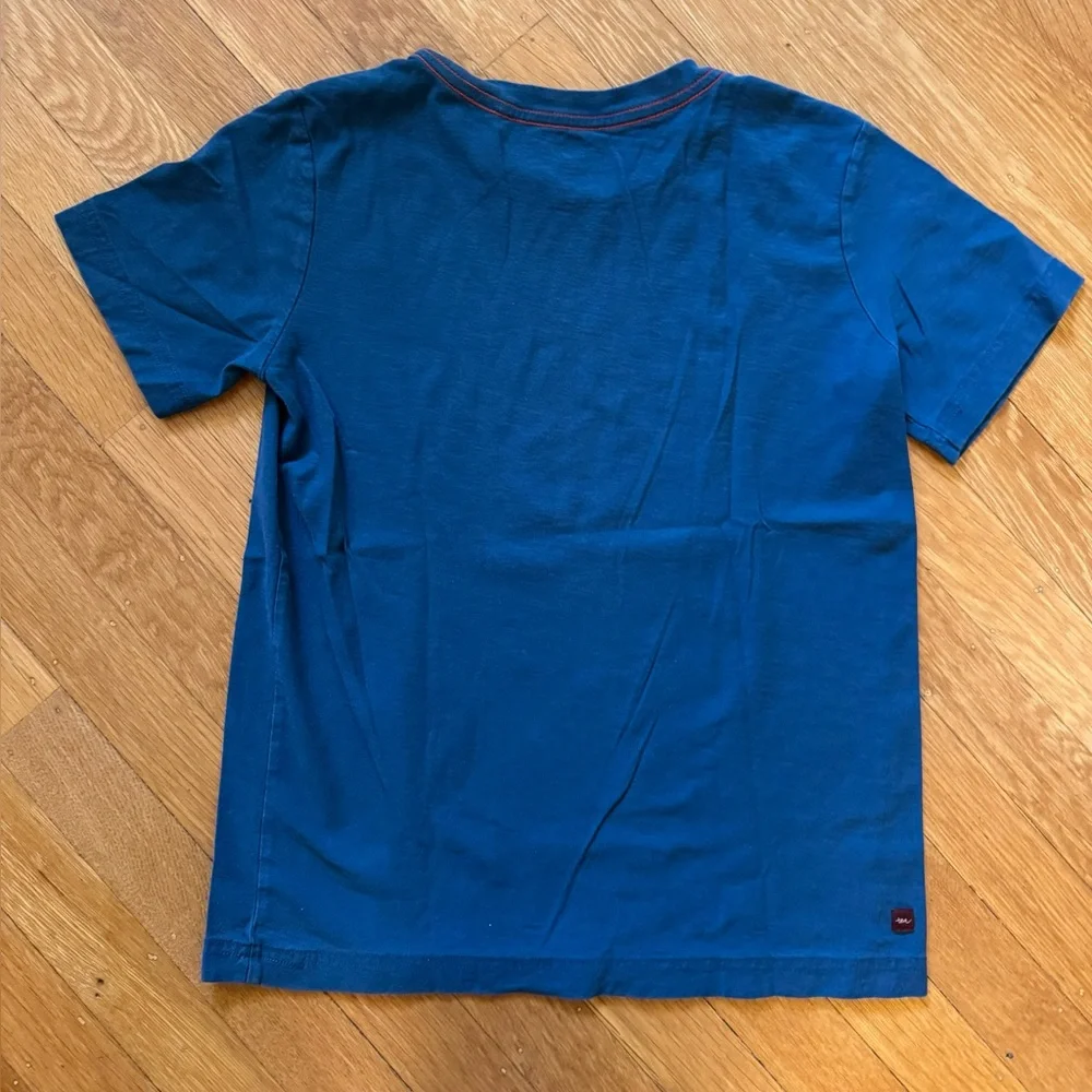 Tea Collection Blue and Orange Fish Graphic Tee - Picture 4 of 4